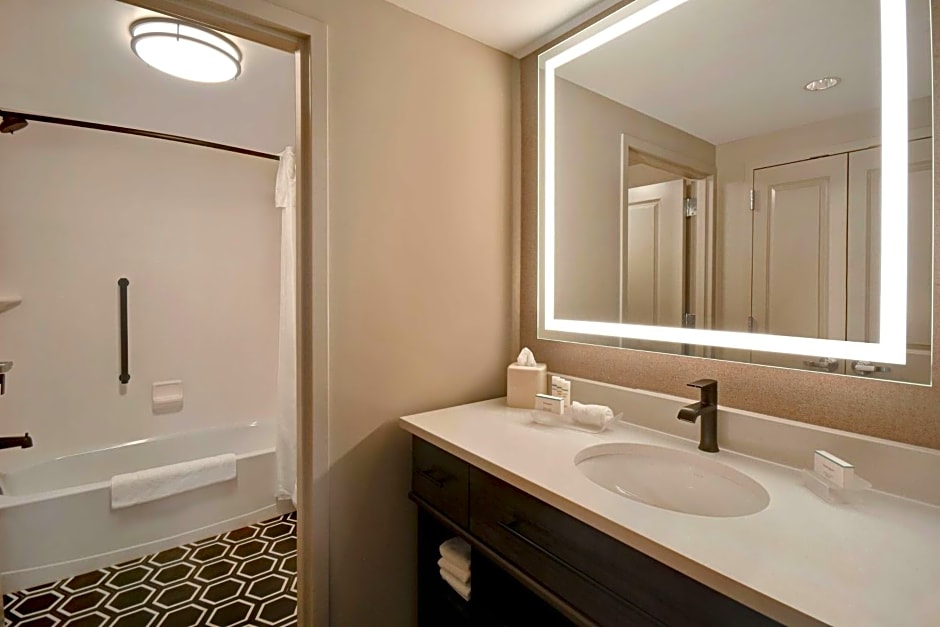 Homewood Suites by Hilton Tuscaloosa Downtown- Near Univ of Alabama