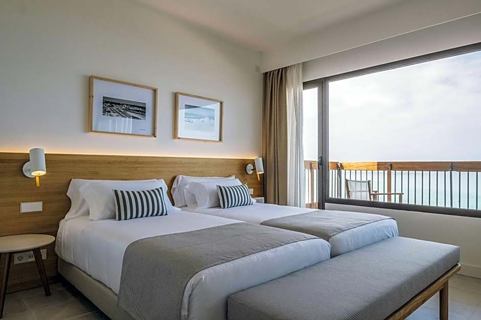 AYA Seahotel - Adults Only
