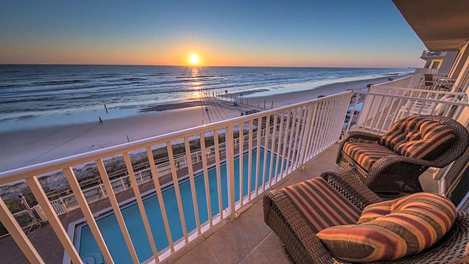 Family Friendly - Direct Oceanfront Sanibel 303