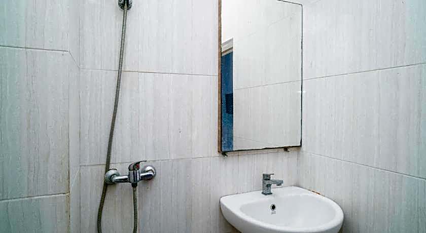 KoolKost near Mangga Besar Station