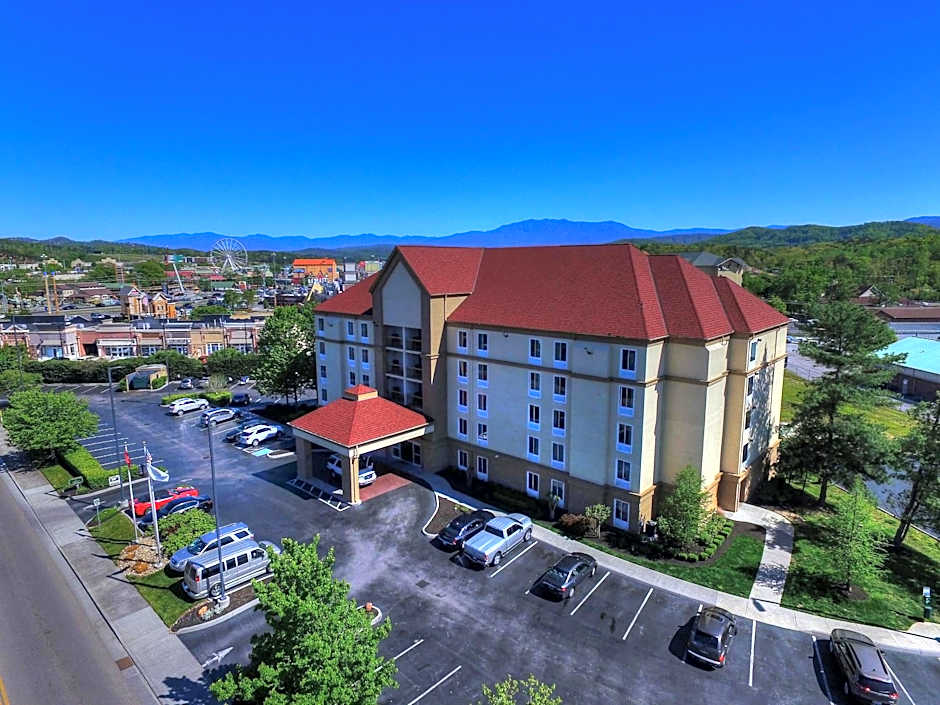 La Quinta Inn & Suites by Wyndham Pigeon Forge