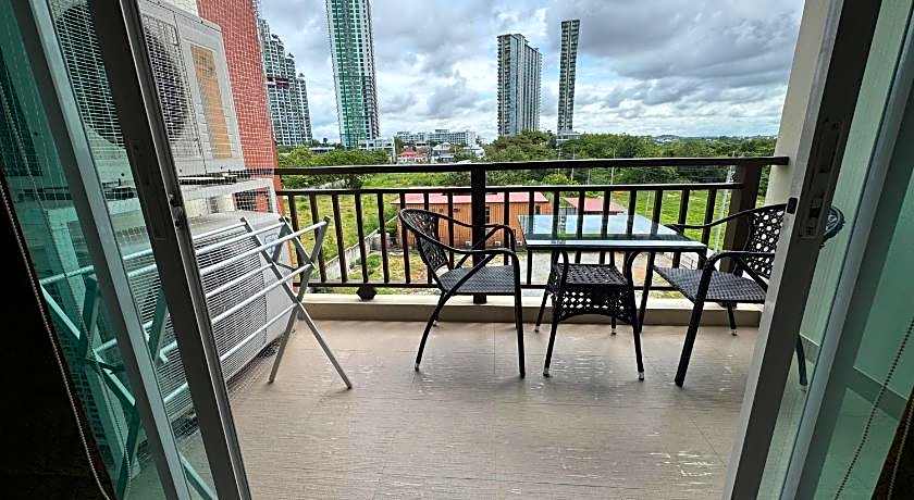 Jomtien Beach Penthouses