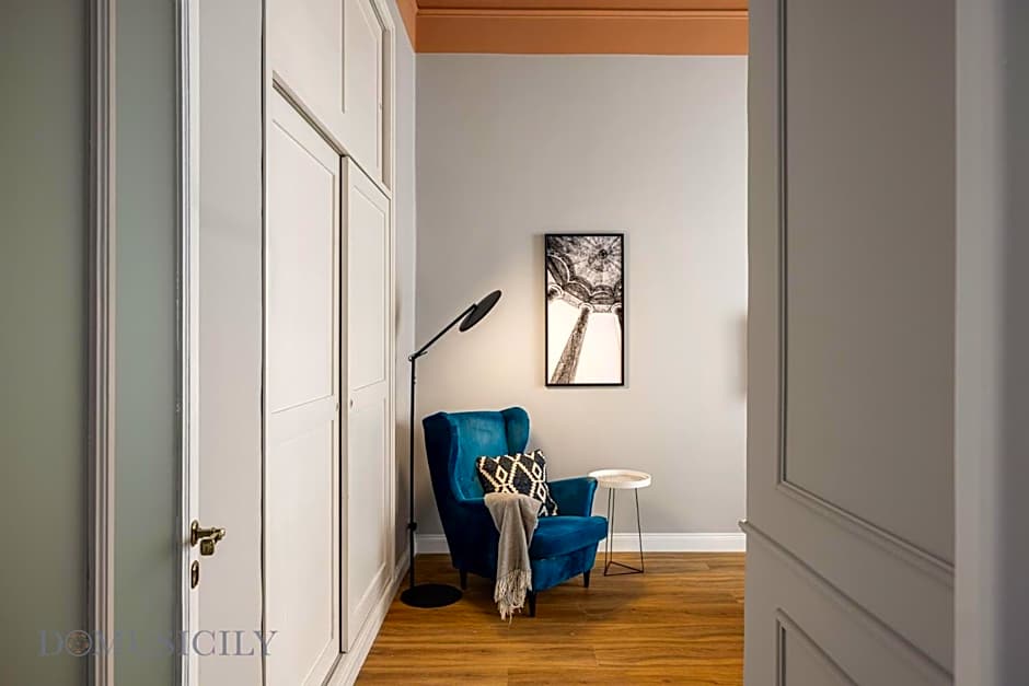 Constance Luxury Apartment by DomuSicily