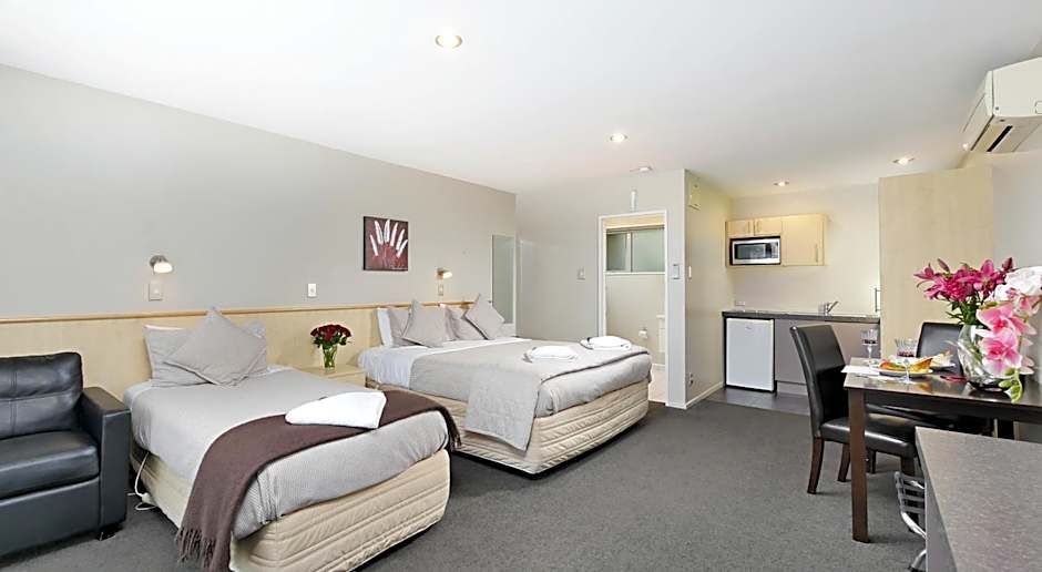 Arthur's Court Motor Lodge