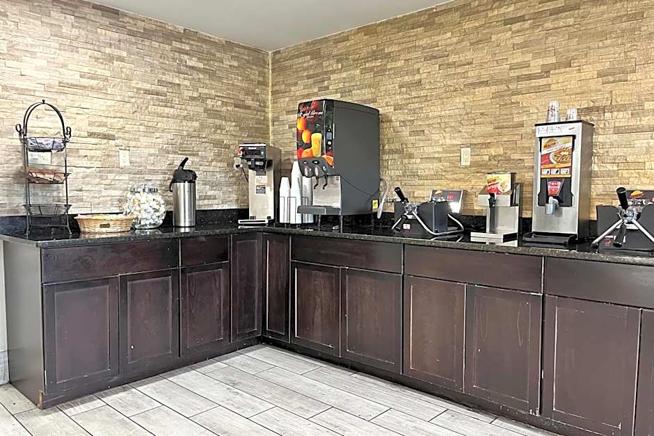 Baymont by Wyndham Indianapolis Airport Lynhurst