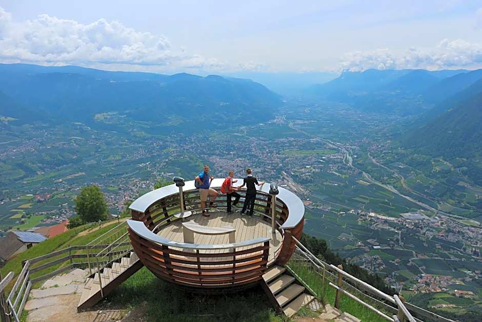 Pension Apartments Pardell