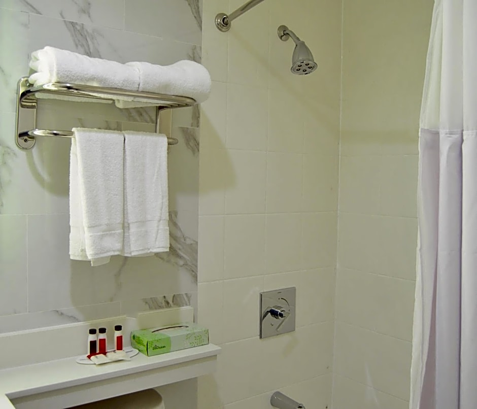 Voyage Hotel