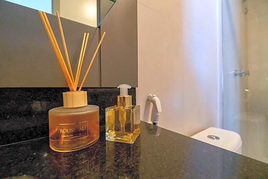 AION suítes 102 - Compacto e luxuoso Loft - Rooftop com piscina e academia - À poucos passos da praia