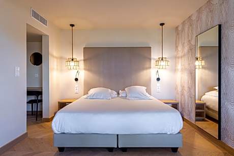 Superior Double Room with City View