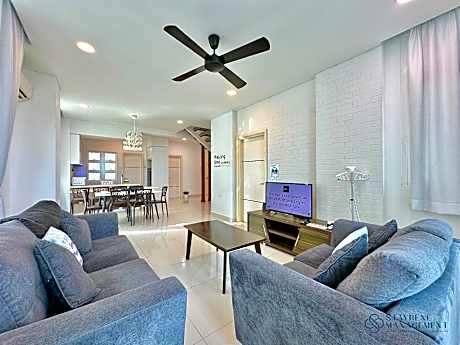 4 Bedroom Deluxe