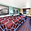 Super 8 by Wyndham Okawville