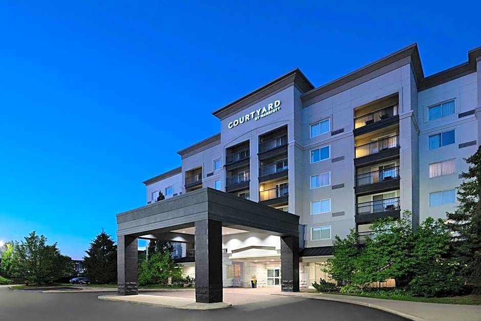Courtyard by Marriott Toronto Markham