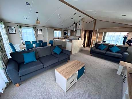 Holywell View 30