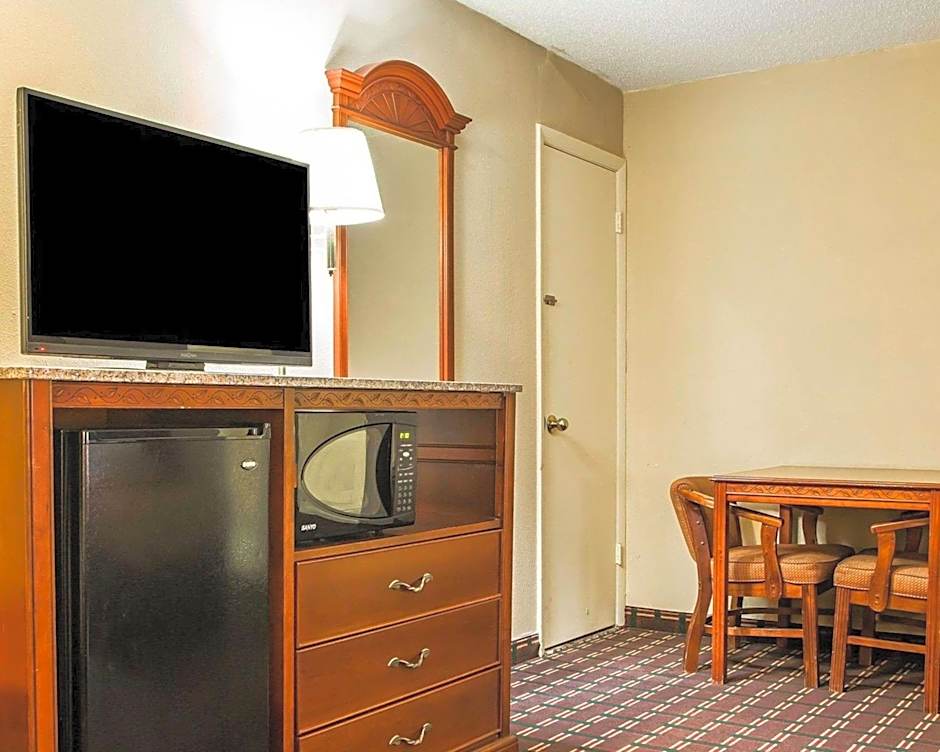 Rodeway Inn