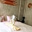 Maesai Holic Lodge