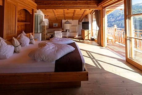 Deluxe Suite, Balcony