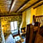 Pigi Tarlampa Hotel