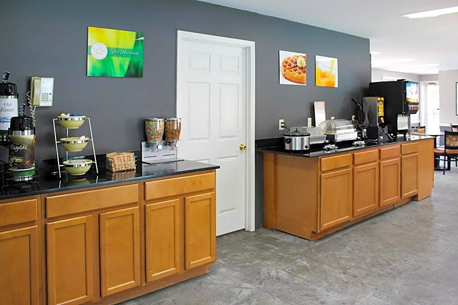 Quality Inn Crossville Near Cumberland Mountain State Park