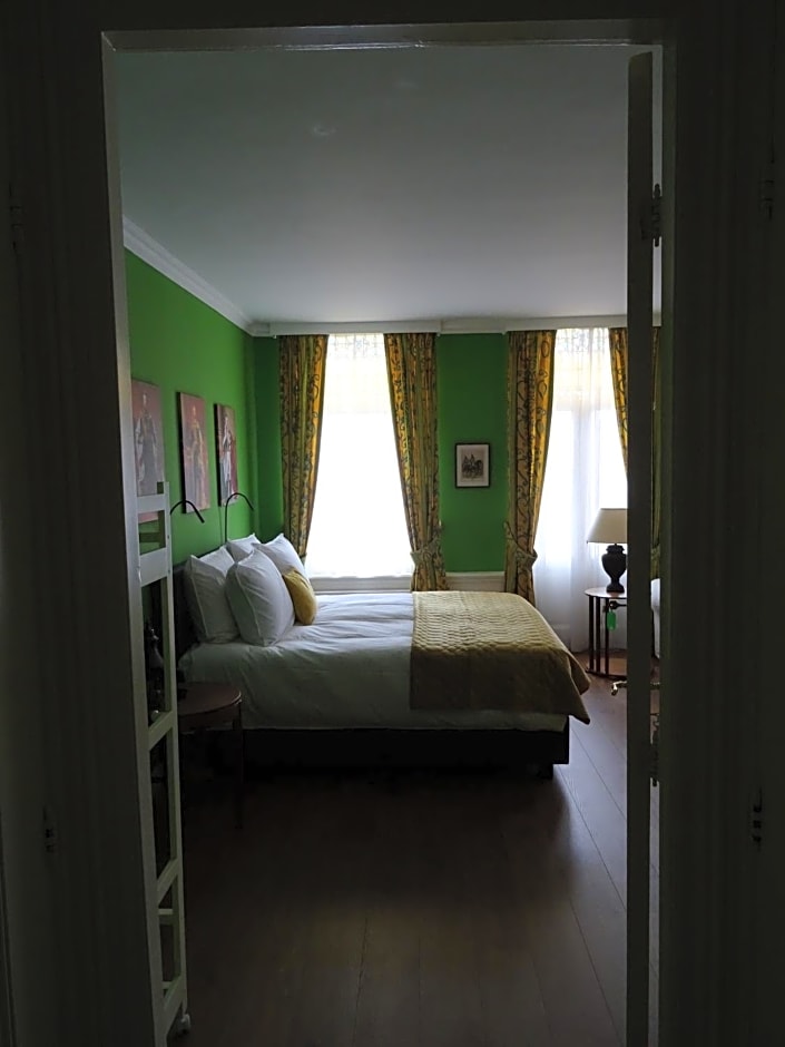 Emma's B&B – The Hague, WV