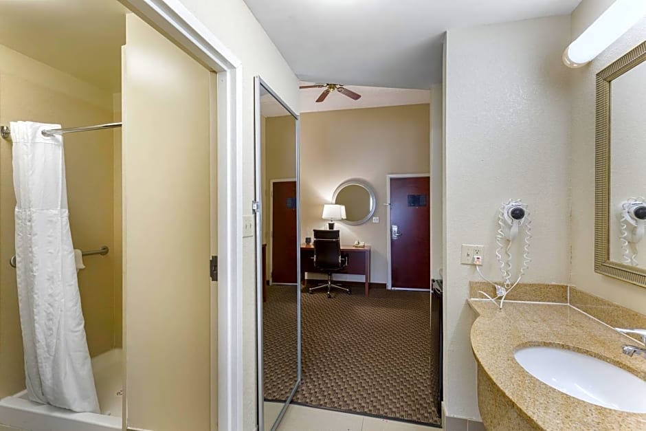 Comfort Suites Columbia Gateway