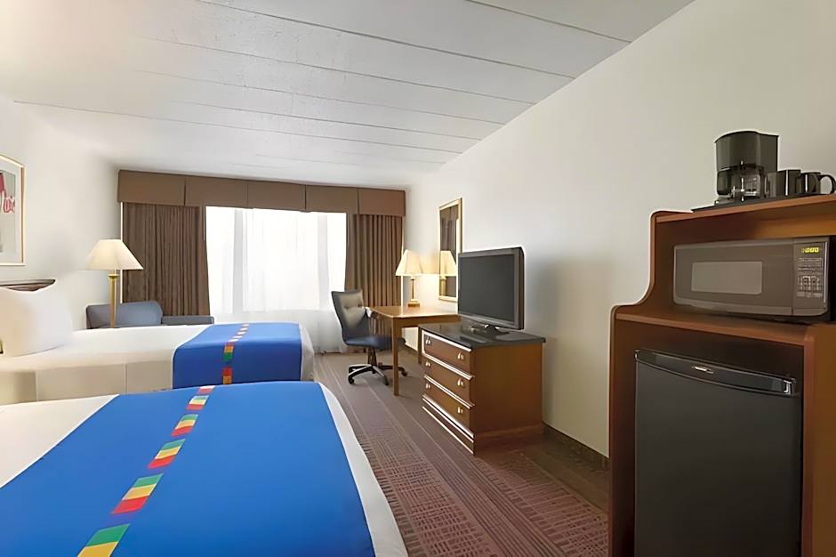 Park Inn By Radisson, Sharon, PA