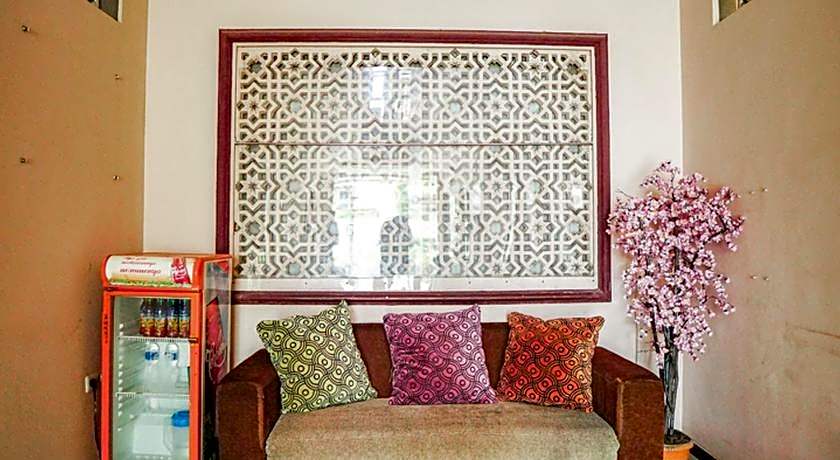 Audah Syariah Residence Mitra RedDoorz