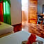 RedDoorz @ 4ks Pension House Bogo City Cebu