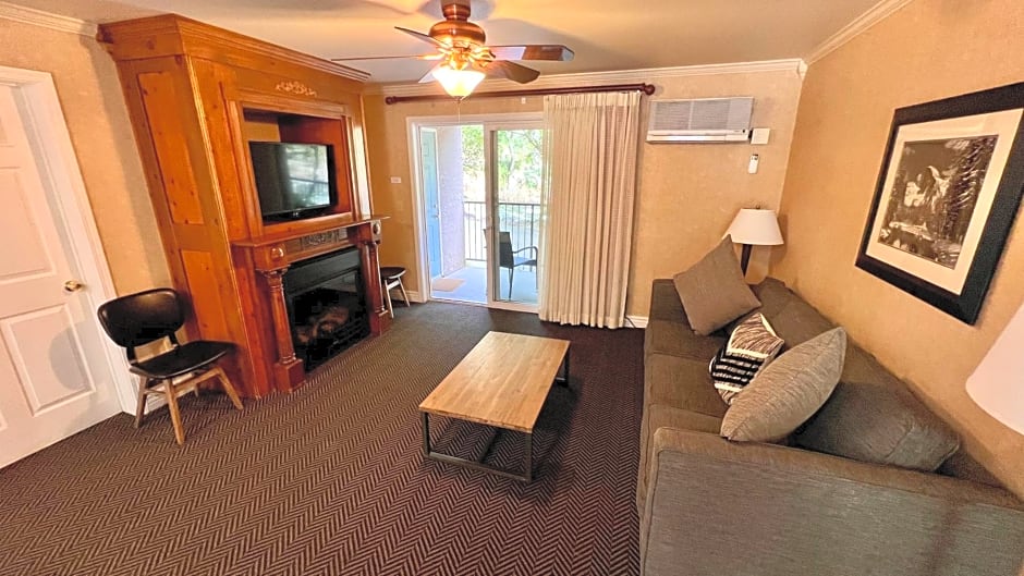Yosemite View Lodge
