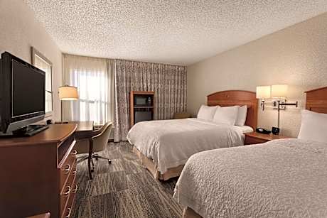 Queen Room with Two Queen Beds - Hearing Access/Non-Smoking