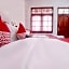 OYO 2411 Taman Mekar Beach Inn 2