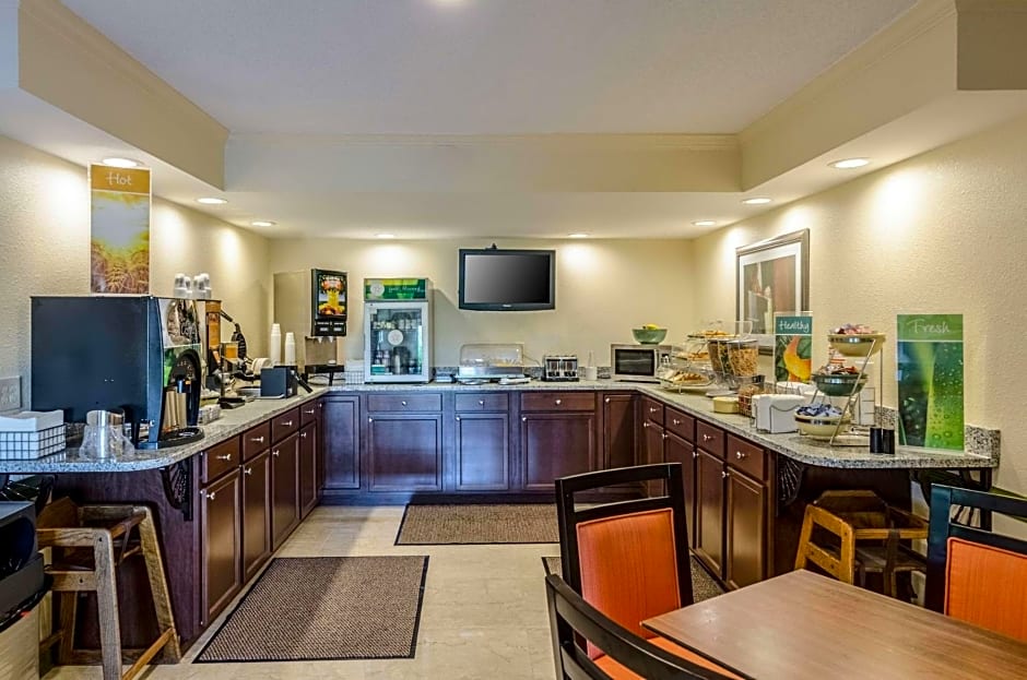 Quality Inn Tanglewood