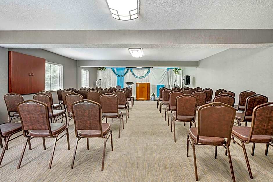 Country Inn & Suites by Radisson, Pickerington, OH