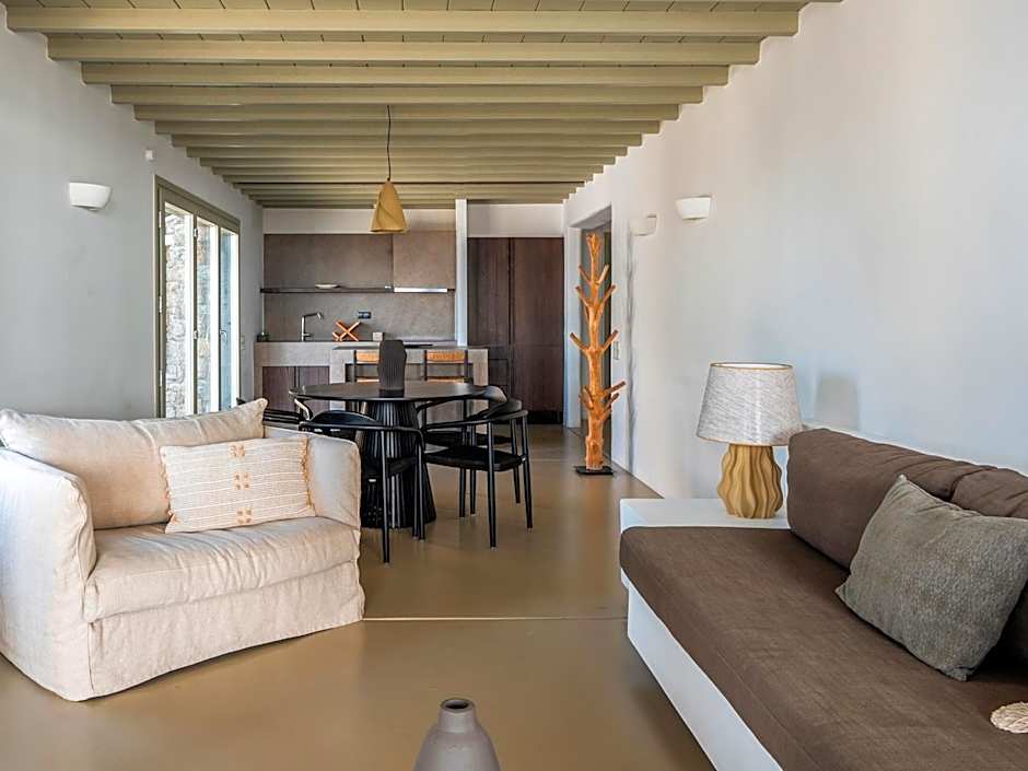 Mykonos Rocks Villas & Suites