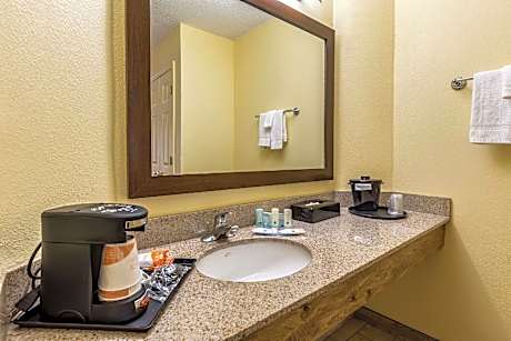 2 Double Beds - No Smoking
