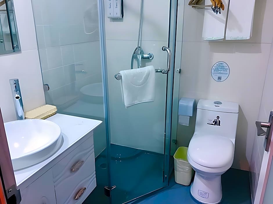 GreenTree Inn Shandong Qingdao Jiaozhou Sanlihe Park Express Hotel