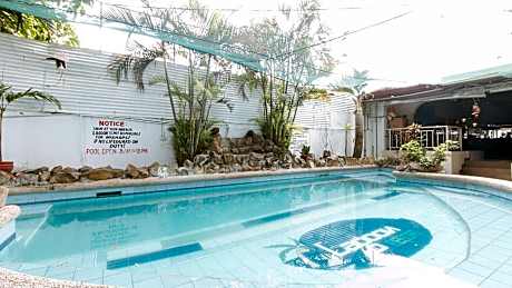 RedDoorz Plus @ Lagoon Beach Resort Zambales