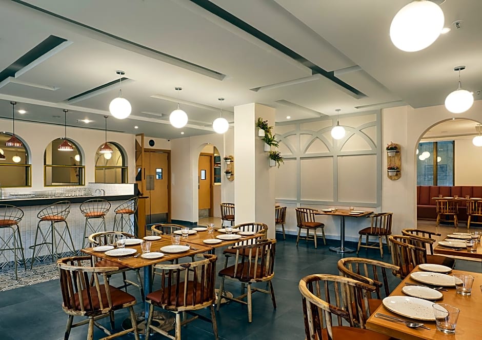 Monday Hotels Mahape