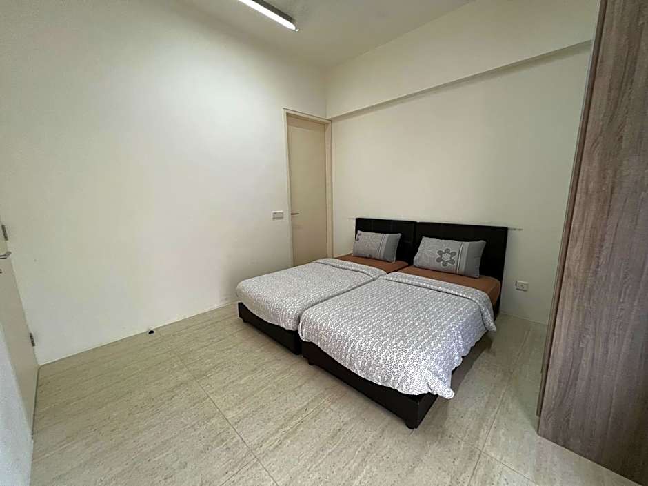 By The Sea Ground Floor with Pool Facing 3A