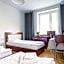 Avion Hotel