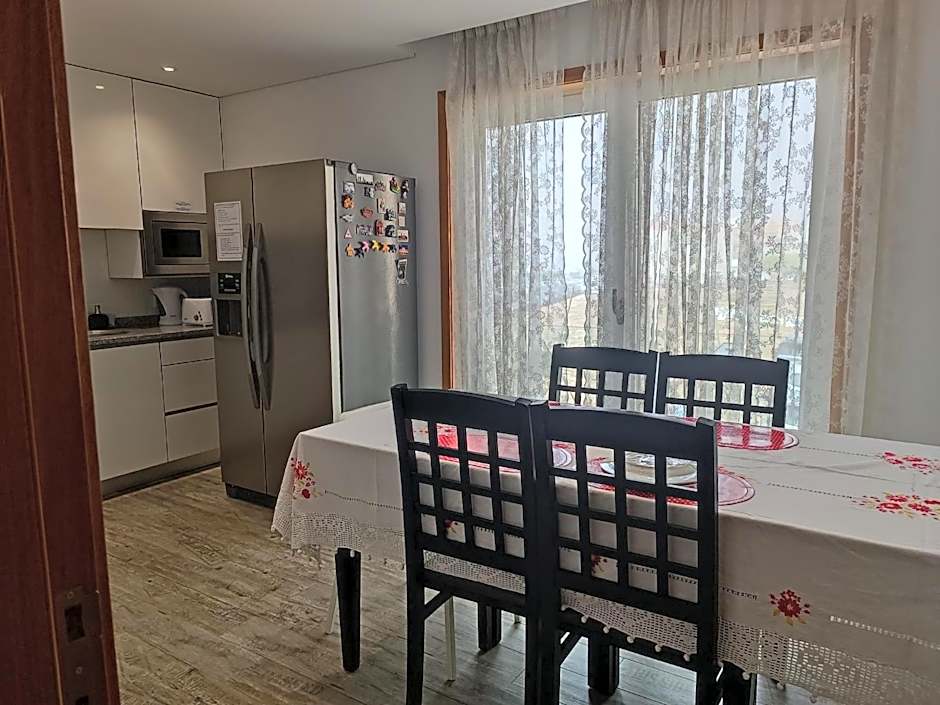 Cachinnans Hostel & Apartments