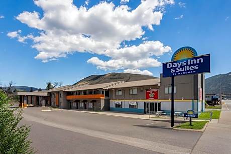 Days Inn and Suites by Wyndham Downtown Missoula-University