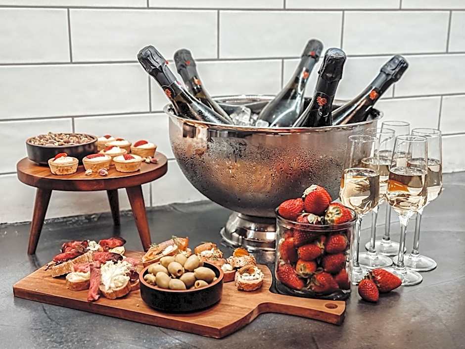 Aloe Boutique Hotel & Suites - adults only