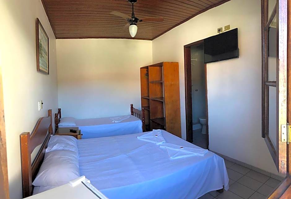 Hotel Pousada Nosso Cantinho