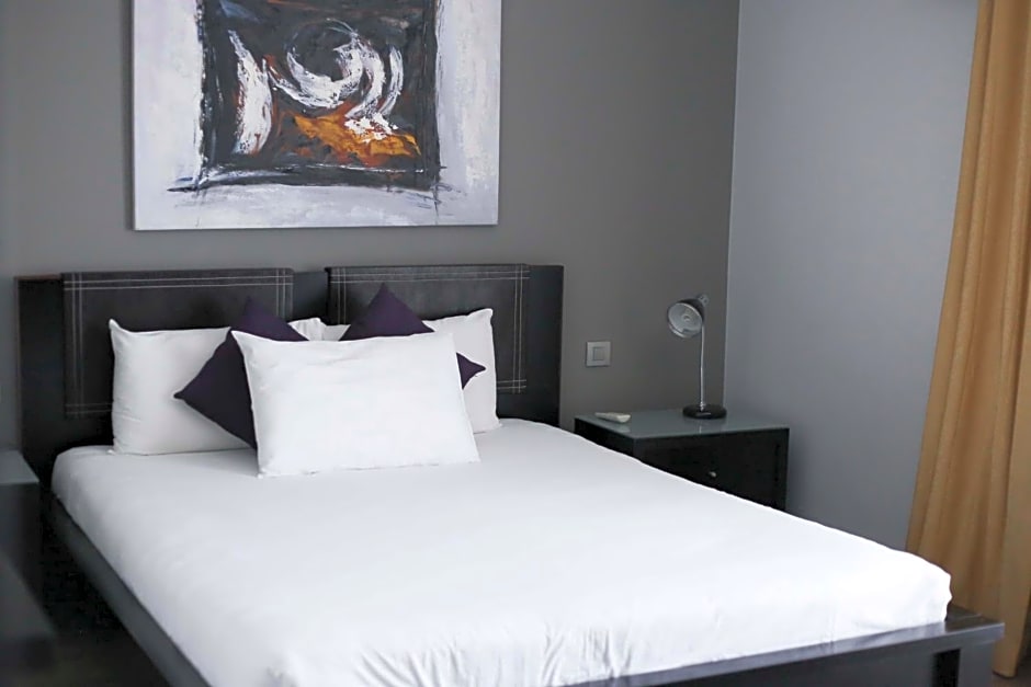 Pebbles Boutique Aparthotel