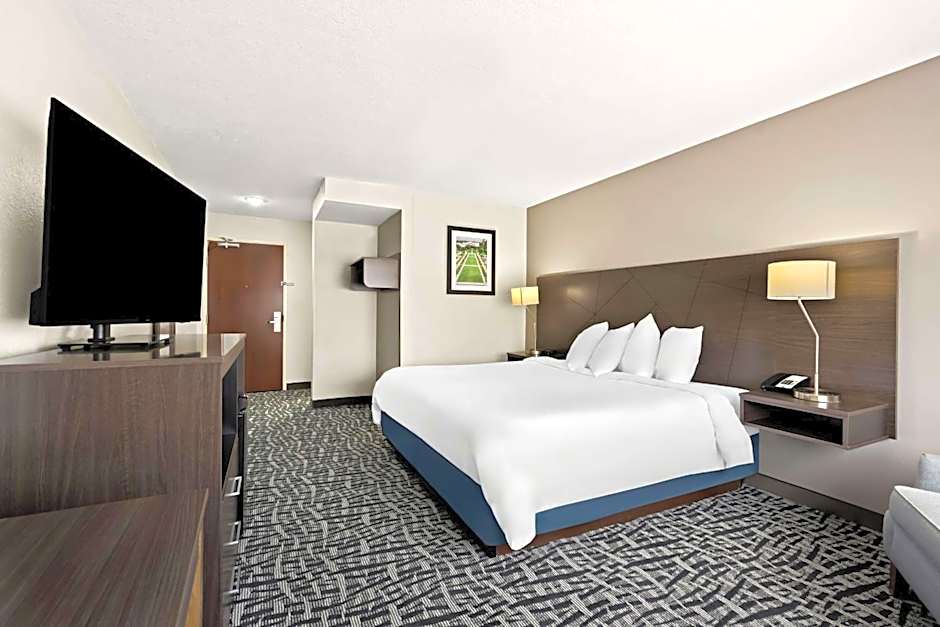 SureStay by Best Western Bryan College Station