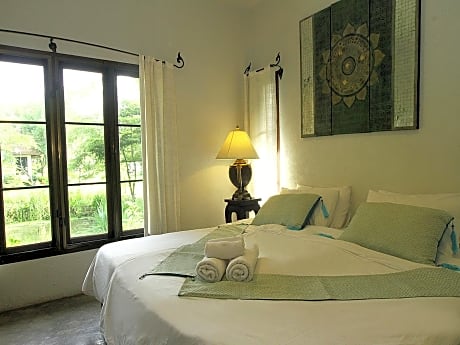 Deluxe Double or Twin Room with Lake View