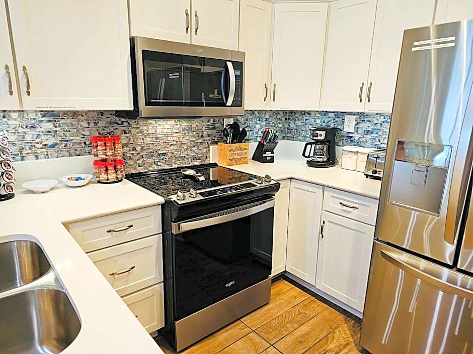 Pensacola, Oceanfront Paradise With Private Beach