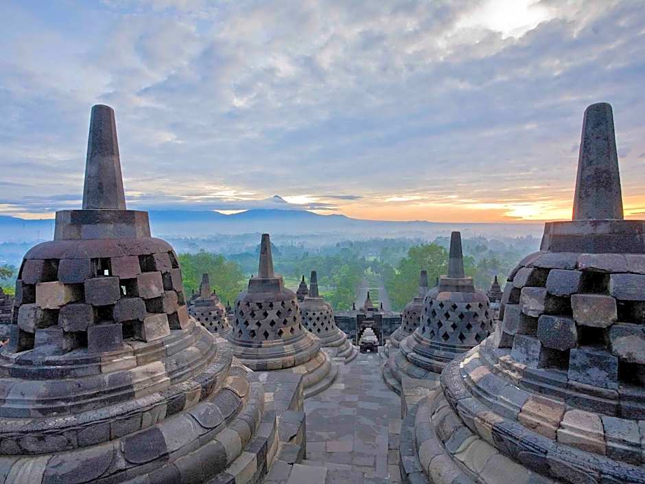 Grand Mercure Yogyakarta Adi Sucipto