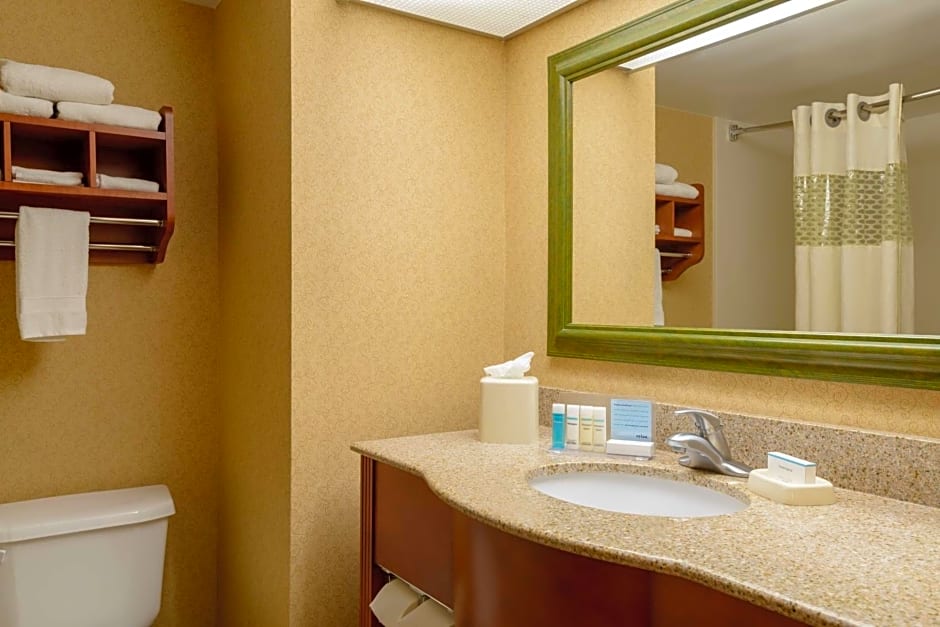 Hampton Inn Marion – Marion, IL