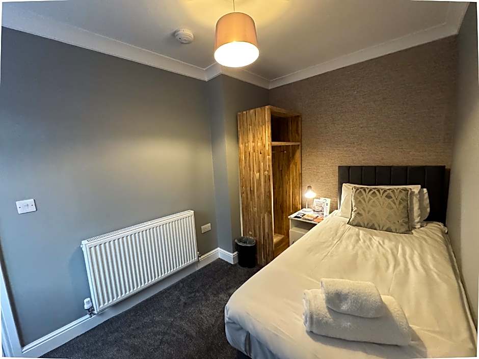 Photo 1 of 10 of Budget-Single room-Shared Bathroom-Street View